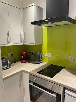 Blackpool Abode - 20 Bairstow Street