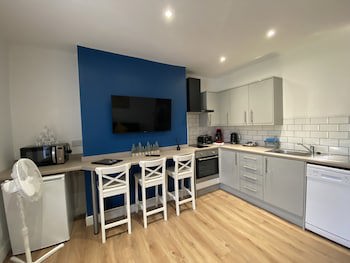 Blackpool Abode - 20 Bairstow Street
