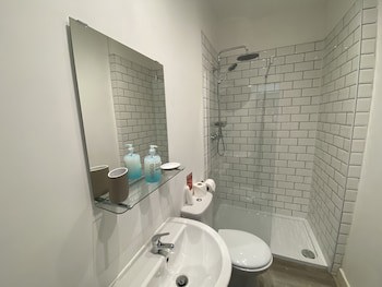 Blackpool Abode - 20 Bairstow Street