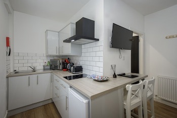 Blackpool Abode - 20 Bairstow Street