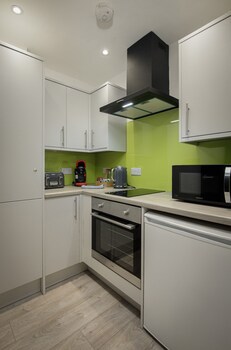 Blackpool Abode - 20 Bairstow Street