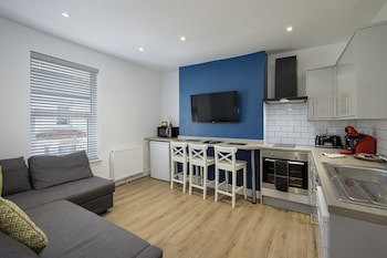 Blackpool Abode - 20 Bairstow Street