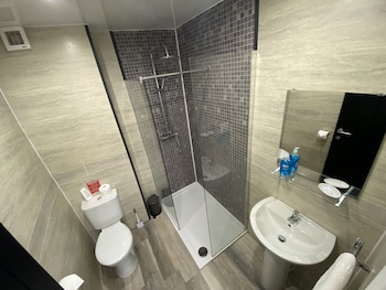 Blackpool Abode - 20 Bairstow Street