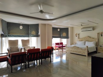 Bhairavgarh Palace