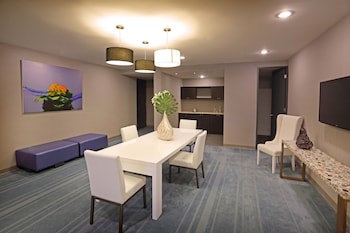 Aloft Panama