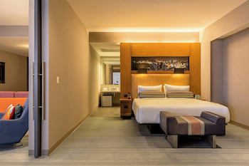 Aloft Panama