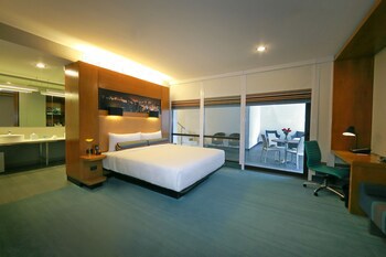 Aloft Panama