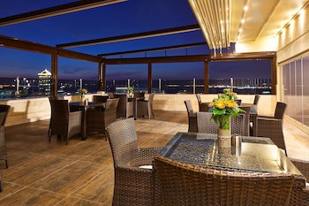 Doubletree By Hilton Hotel Izmir - Alsancak