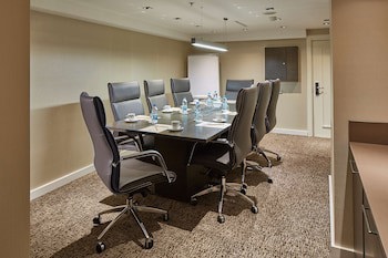 Doubletree By Hilton Hotel Izmir - Alsancak