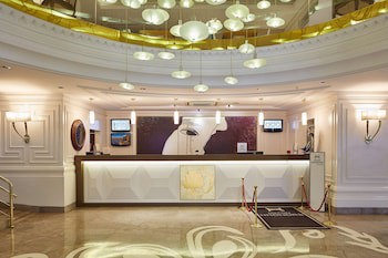 Doubletree By Hilton Hotel Izmir - Alsancak