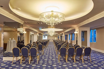 Doubletree By Hilton Hotel Izmir - Alsancak