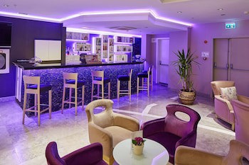 Doubletree By Hilton Hotel Izmir - Alsancak