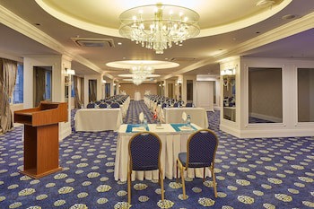 Doubletree By Hilton Hotel Izmir - Alsancak