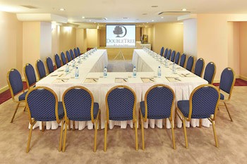 Doubletree By Hilton Hotel Izmir - Alsancak