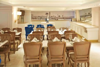Doubletree By Hilton Hotel Izmir - Alsancak