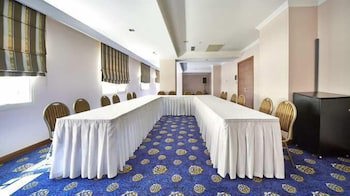 Doubletree By Hilton Hotel Izmir - Alsancak