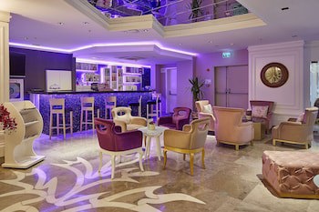 Doubletree By Hilton Hotel Izmir - Alsancak