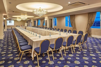 Doubletree By Hilton Hotel Izmir - Alsancak