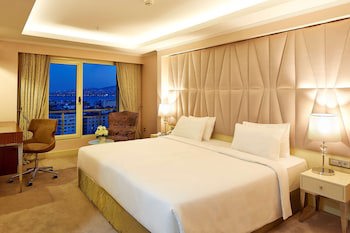 Doubletree By Hilton Hotel Izmir - Alsancak