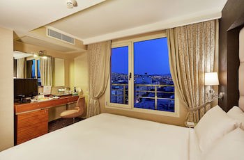 Doubletree By Hilton Hotel Izmir - Alsancak