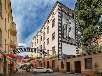 Stare Kino Cinema Residence