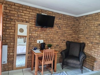 Emerald Guesthouse