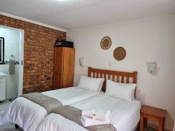 Emerald Guesthouse