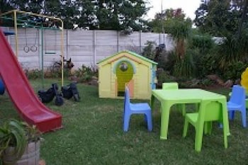 Emerald Guesthouse