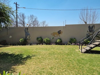 Emerald Guesthouse