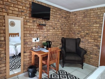 Emerald Guesthouse