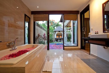Aldeoz Grand Kancana Villa Bali