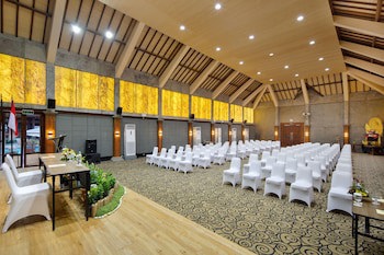 Grand Istana Rama Hotel