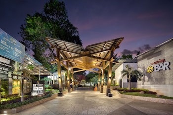 Grand Istana Rama Hotel