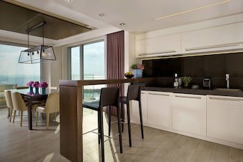 The Ritz-Carlton, Herzliya