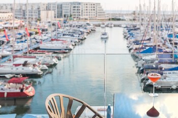 The Ritz-Carlton, Herzliya