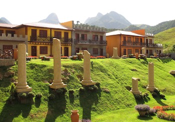 Hotel Village Le Canton