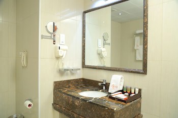 Capital Hotel & Spa