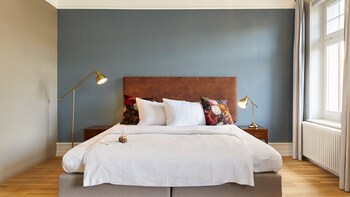 Blue City Hotel