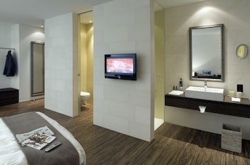 Blue City Hotel