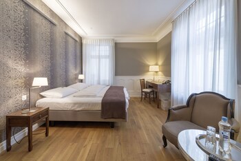 Blue City Hotel