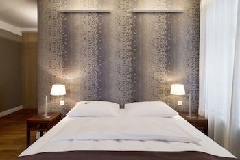 Blue City Hotel