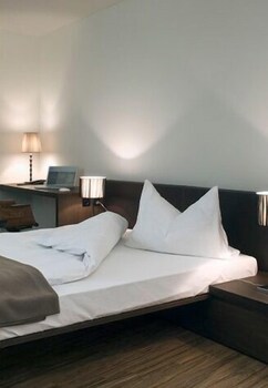 Blue City Hotel