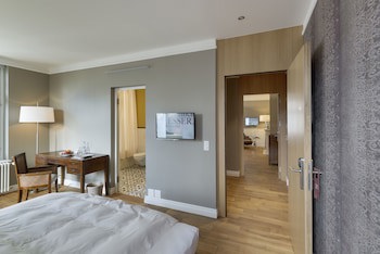 Blue City Hotel