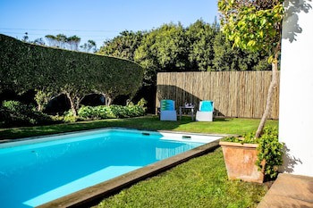 Sixteen Guest House On Main
