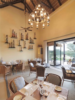 Anantara Al Sahel Villa Resort