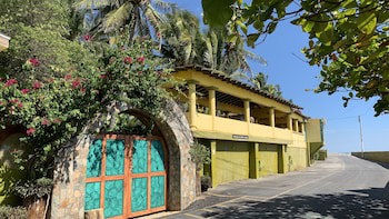 Hotel Estero Y Mar