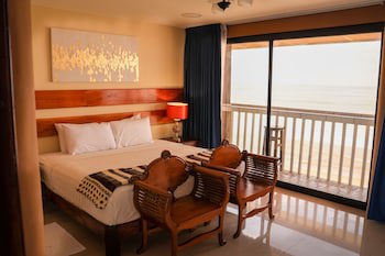 Hotel Estero Y Mar