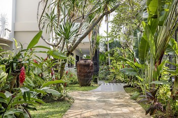 Taksu Sanur Hotel