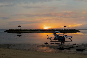 Taksu Sanur Hotel