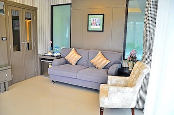 The Par Phuket